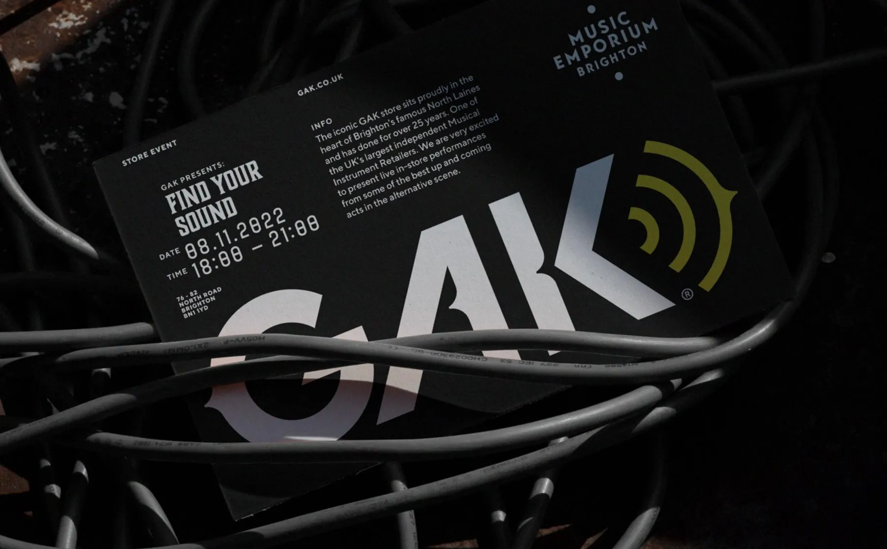 GAK business card black